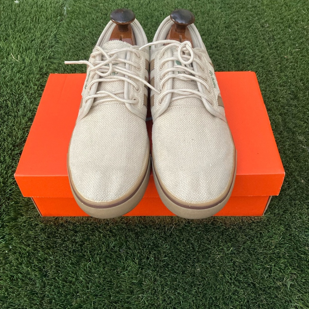 “Sleepy Hemp” Adidas